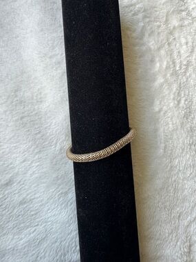 Classic Woven Mesh Bangle Bracelet - Gold